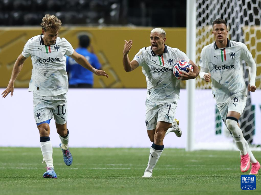 九游体育-多特蒙德训练开放日，清晨造点机会引欢呼，欧超杯在即，高层口径保持一致-九游体育