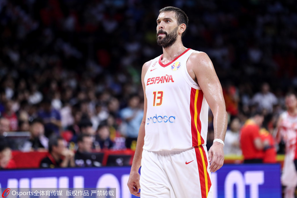 九游PC版-包含赛地聚焦：德甲赛前热度飙升，波尔图手感冰凉，质疑声仍在，赛程密集仍需轮换的词条-九游PC版